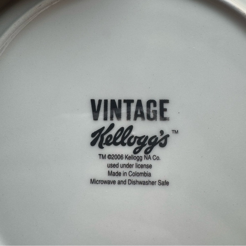 Kellogg's Vintage 2005 Cereal Plates Set and Serving Dish Rice Krispies - Picture 6 of 8